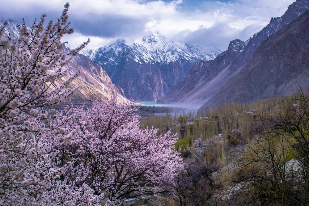 Hunza Tour